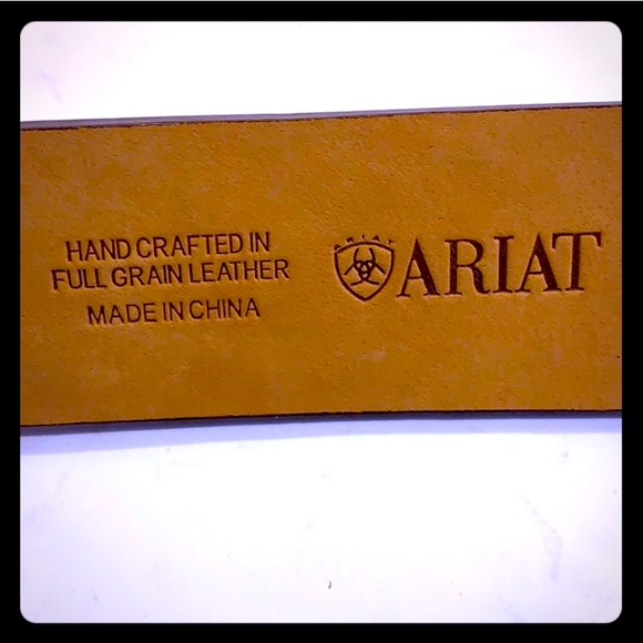 NWOT/NEW ARIAT Tan Leather Studded Women Belt: 32 - Picture 7 of 8